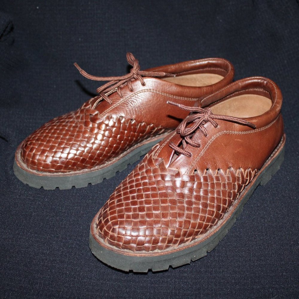 Brand X brown woven leather Huaraches size 9